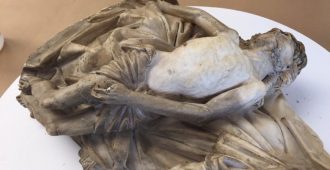 Picture of partially cleaned Alabaster Rhenish Pieta
